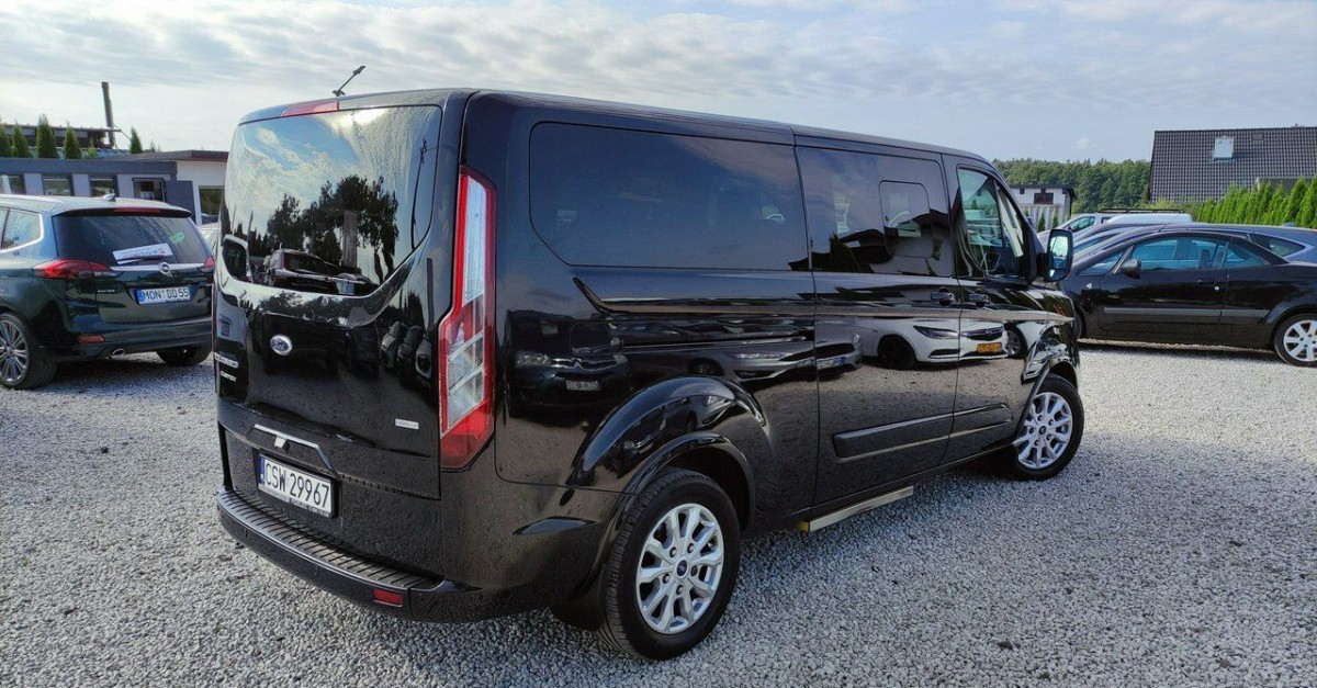 Ford Tourneo Custom