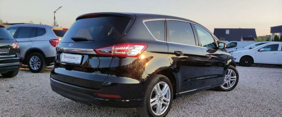 Ford S-Max